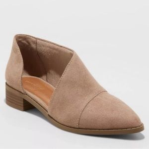 Univeral Thread Wenda Cut Out Booties - NWT - Color Taupe - Size 7.5